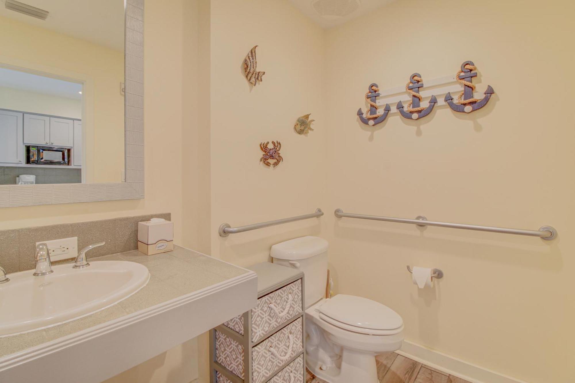 Luau Condos Destin Room photo