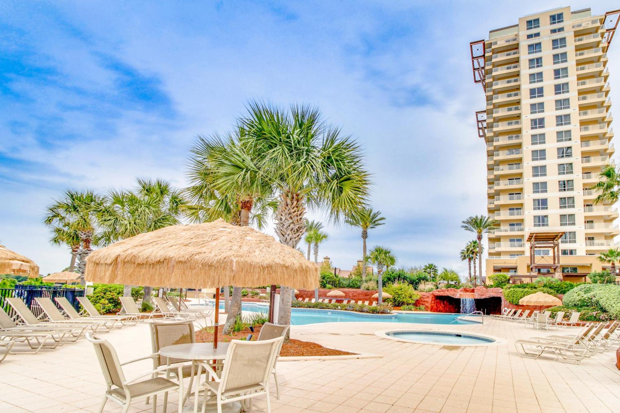 Luau Condos Destin Room photo