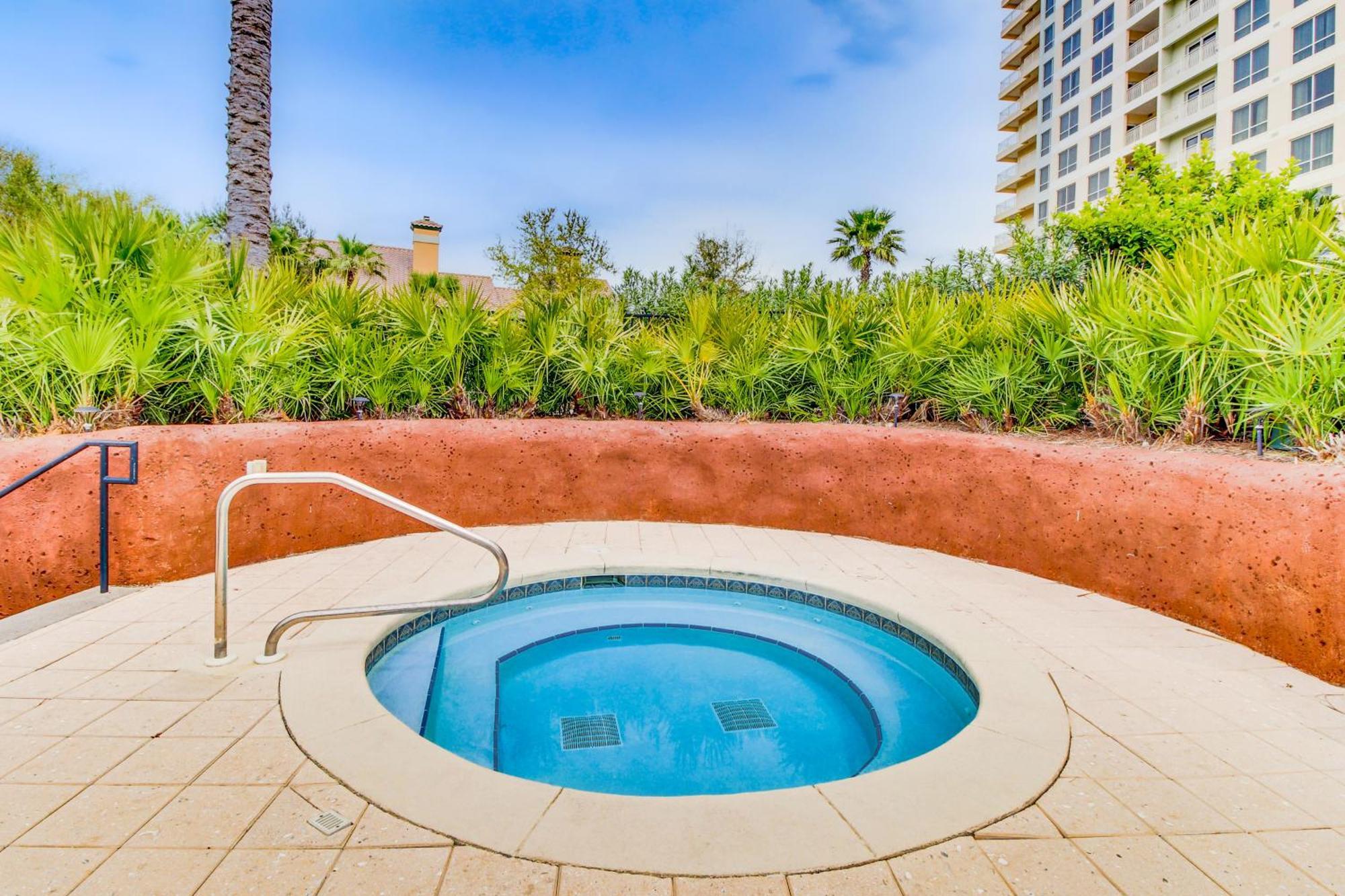 Luau Condos Destin Room photo